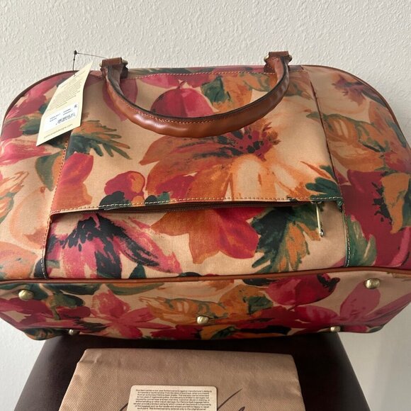 Patricia Nash GONNESA Overnight Bag SPRING MULTI Luggage NWT - Picture 5 of 13